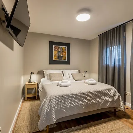 Oasis By Bacvice Beach, Private Parking & Garden - Casa Moro Apartamento *