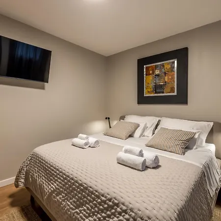 Apartamento Oasis By Bacvice Beach, Private Parking & Garden - Casa Moro *