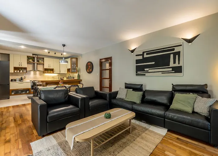 Oasis By Bacvice Beach, Private Parking & Garden - Casa Moro شقة سبليت