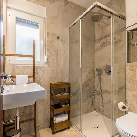 Oasis By Bacvice Beach, Private Parking & Garden - Casa Moro شقة